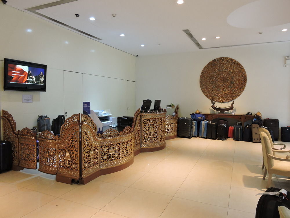 Holiday Inn Express Singapore Serangoon By Ihg Exterior photo